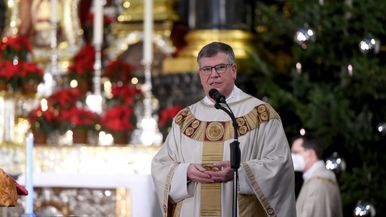 Generalvikar Prälat Christof Steinert predigt am Weltfriedens- und Neujahrstag im Fuldaer Dom
